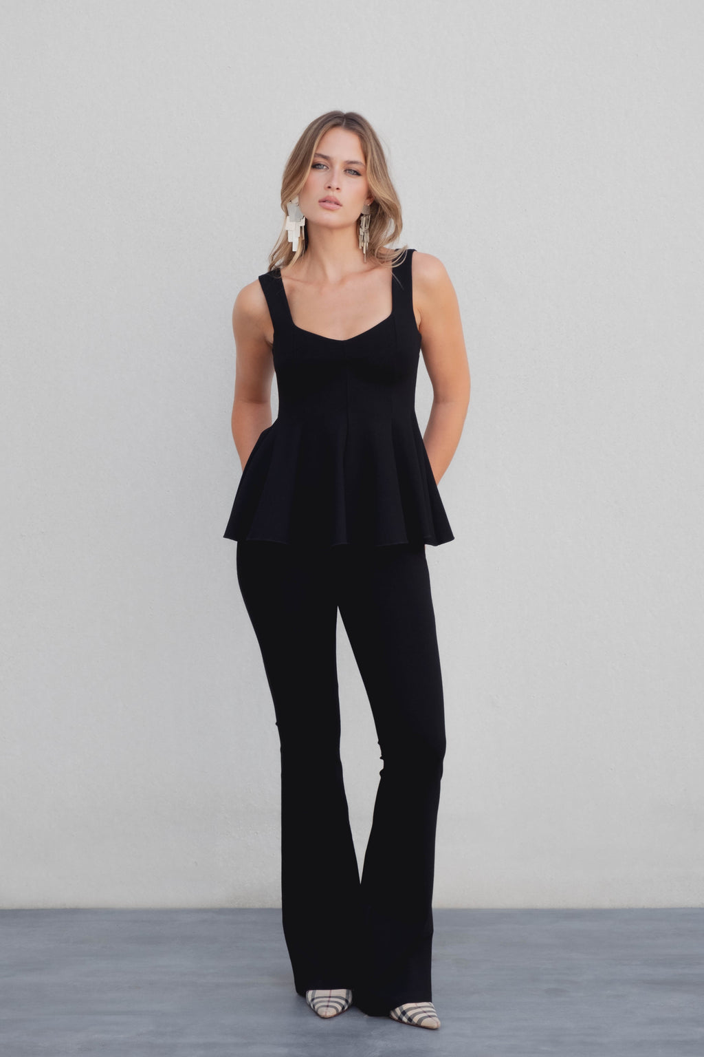 CALÇA FLARE DE MALHA