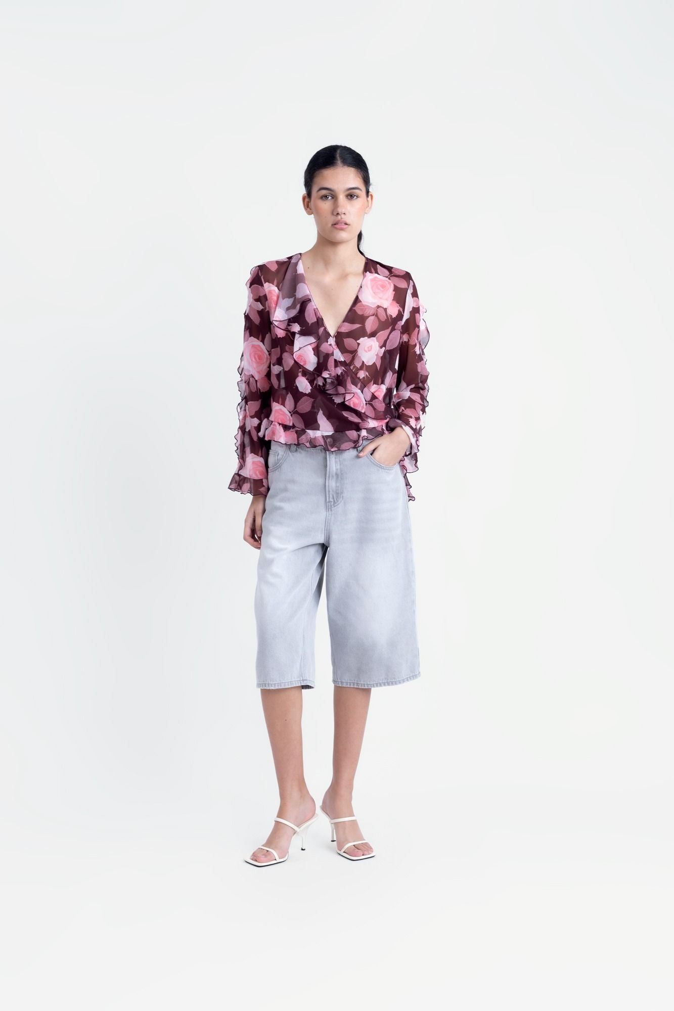 BLUSA ESTAMPADA COM BABADOS