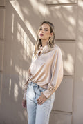 CAMISA COM GOLA DE NÓ
