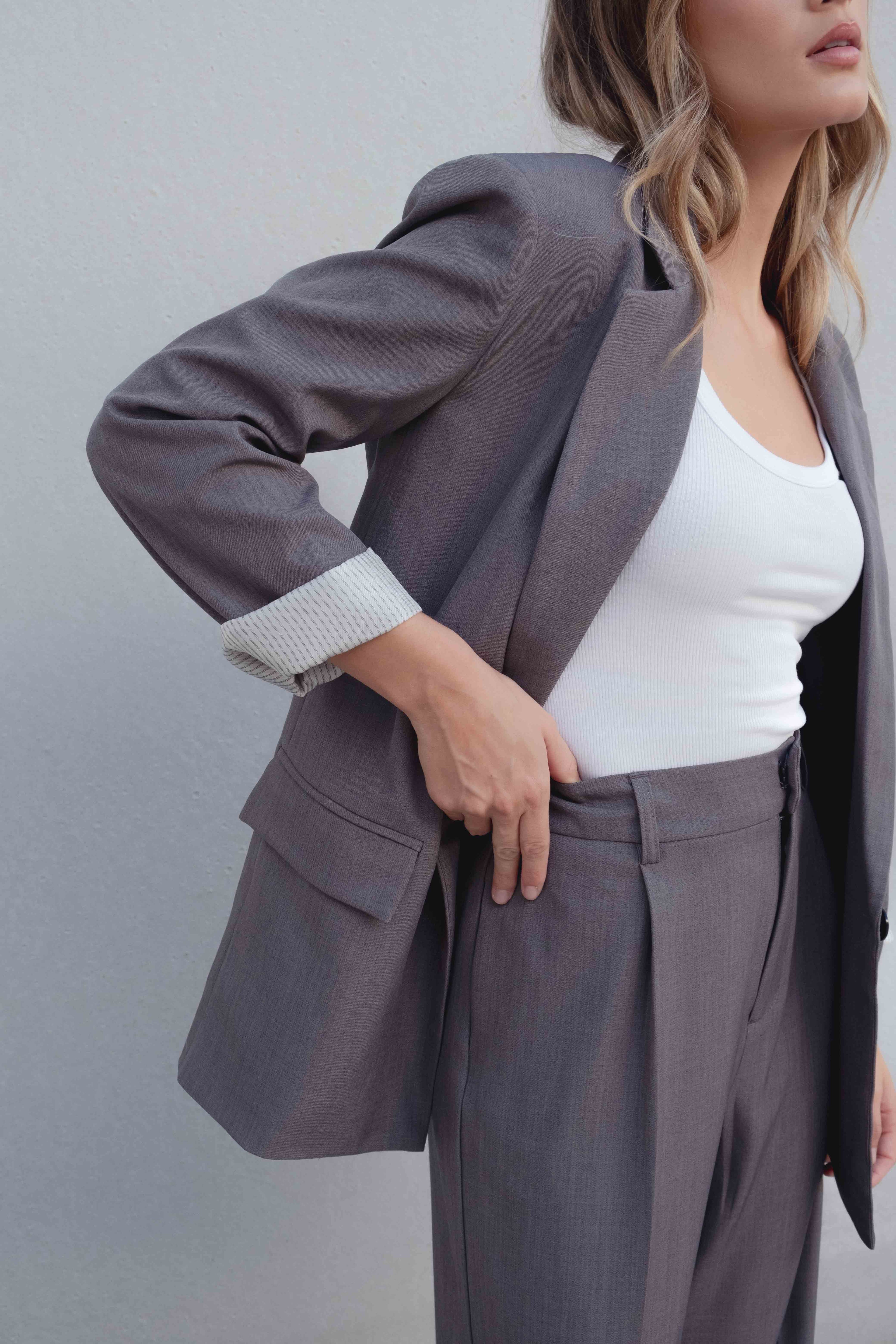 BLAZER COM PUNHO ESTAMPADO