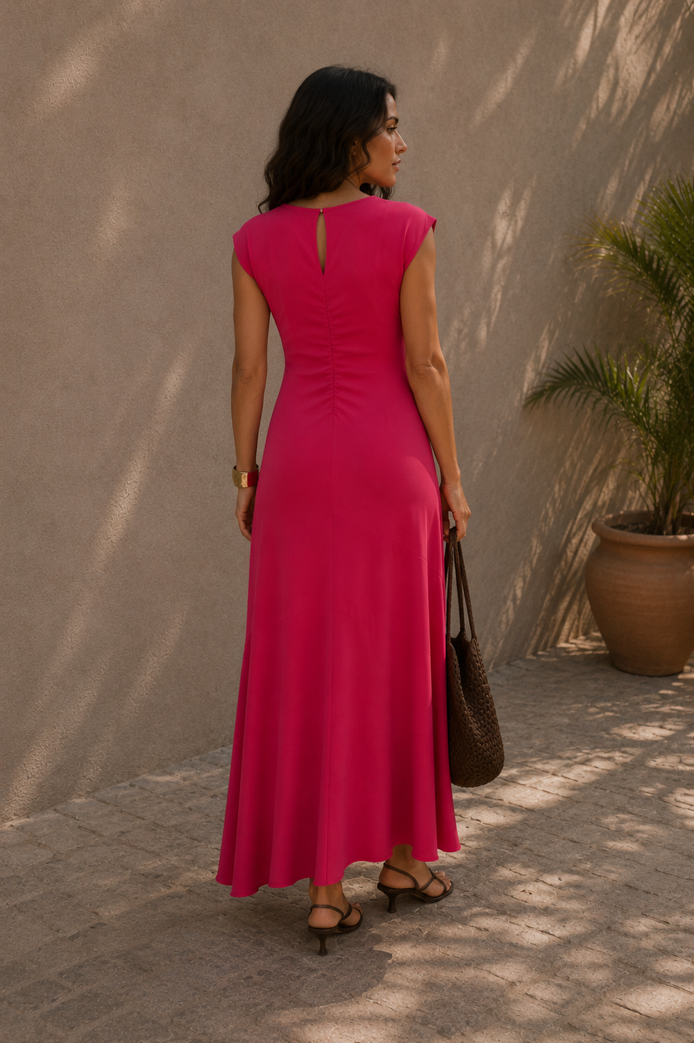 VESTIDO GOLA REDONDA MIDI