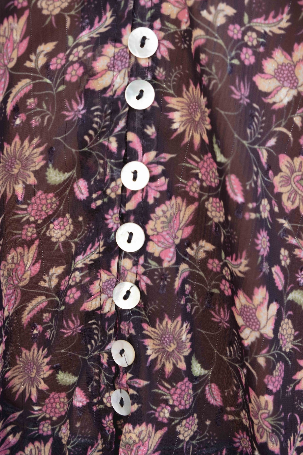 BLUSA ESTAMPADA SEMITRANSPARENTE