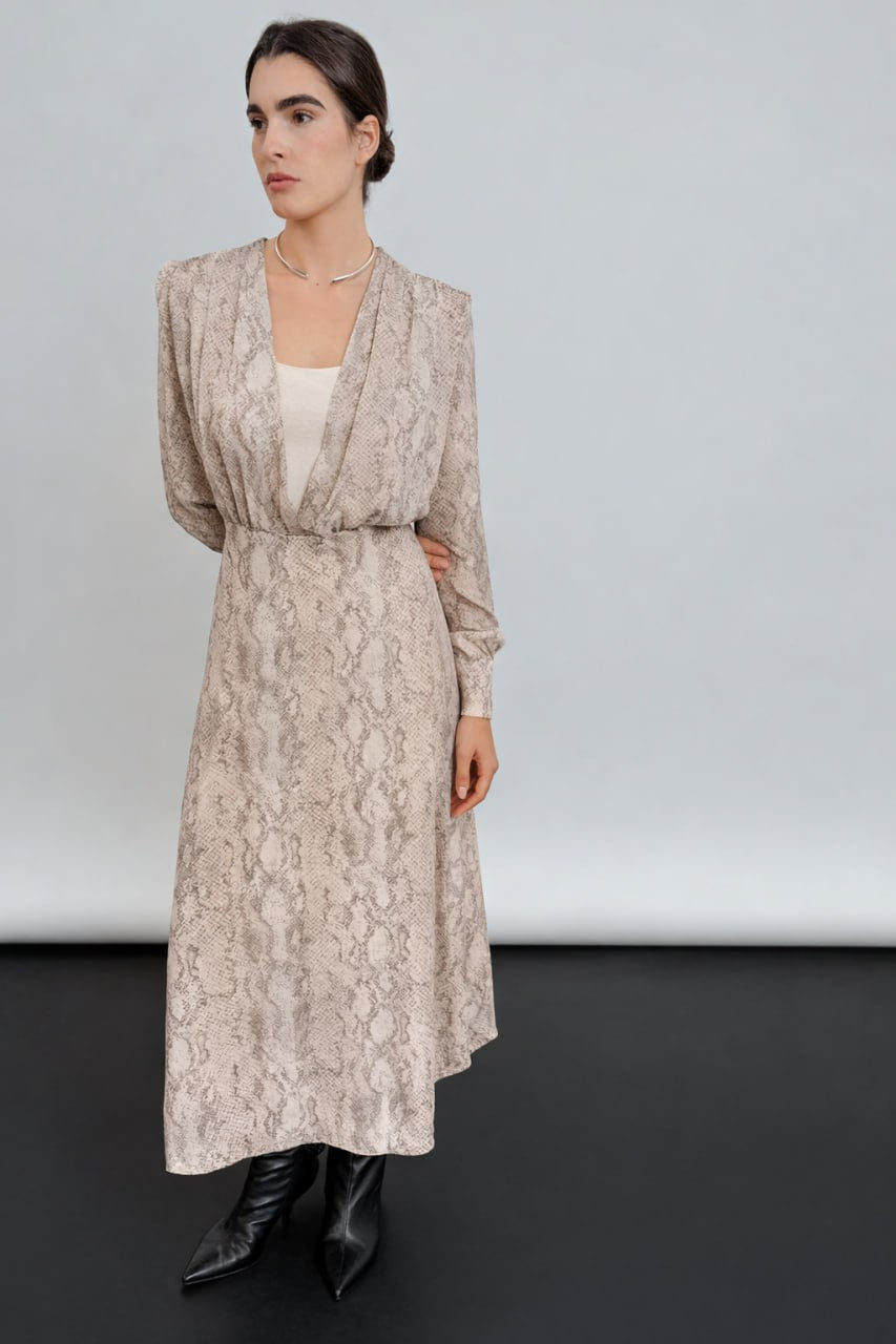 VESTIDO DE CHIFFON COM ESTAMPA ANIMAL